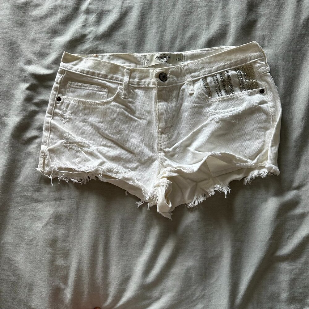 A&F White Jean short Size 10 with beautiful beading on pocket!